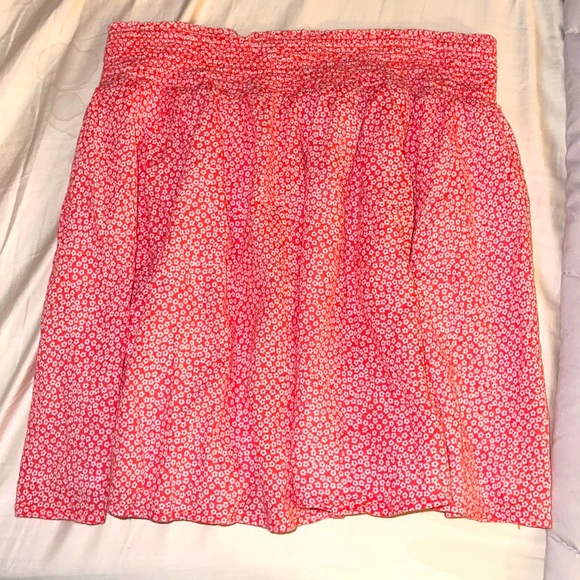 Pink skirt with flowers - Picture 1 of 1